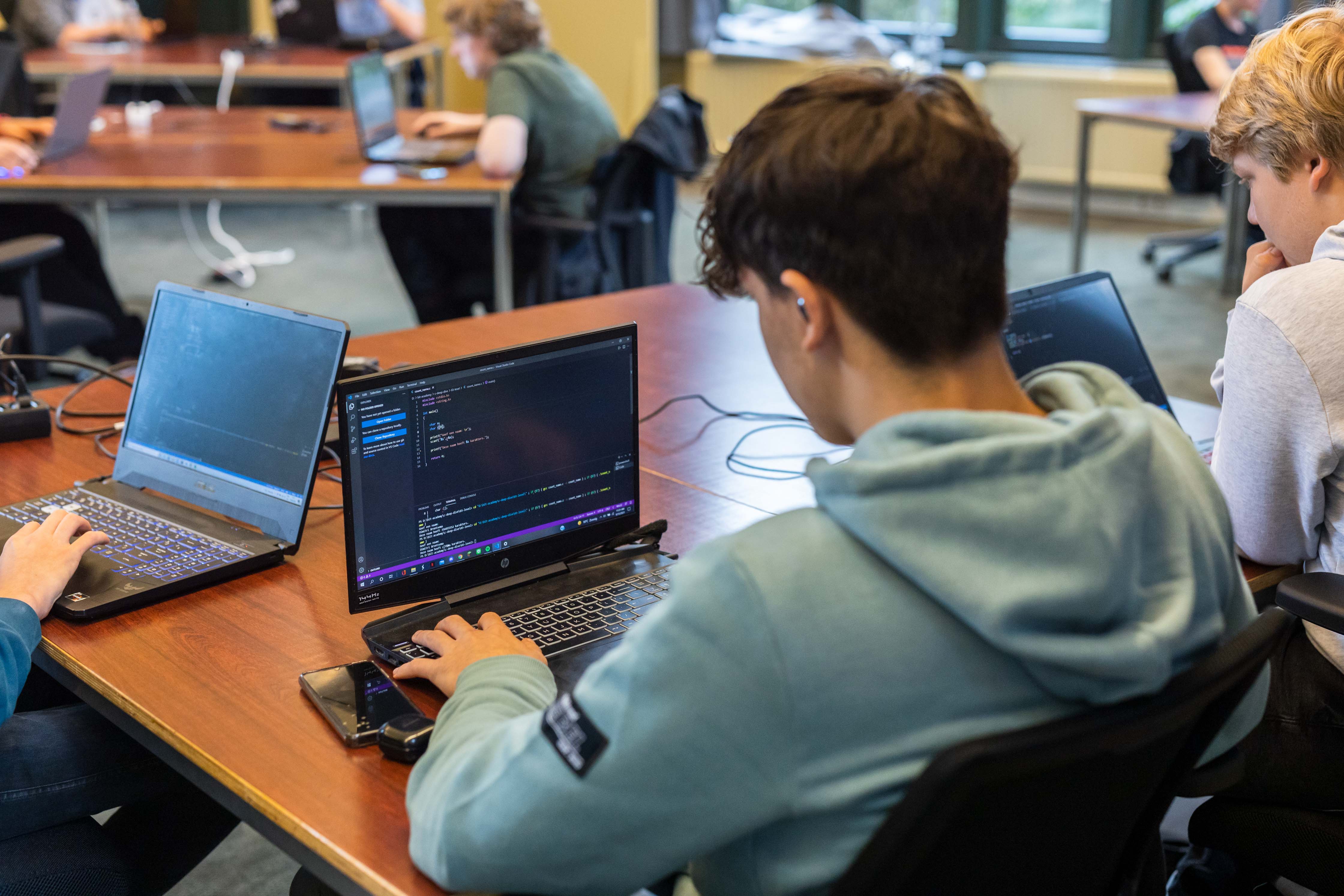 Expert IT systems and devices - BBL